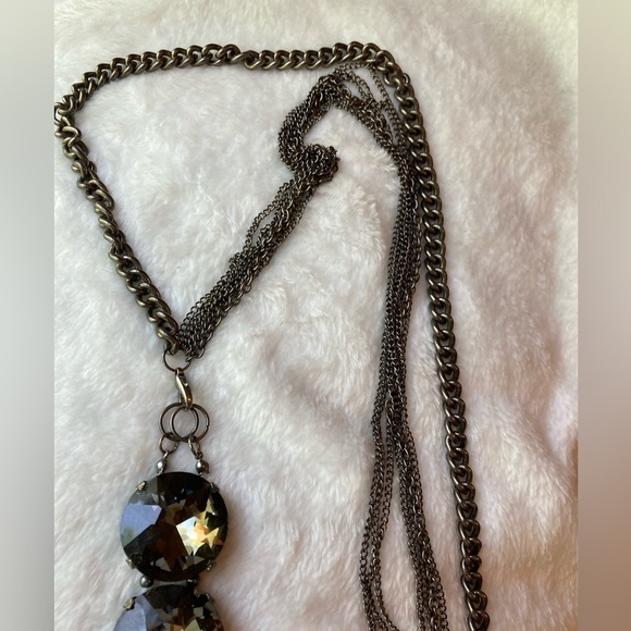 Metal Tassel Necklace‎ with 3 Large Faceted Stones - Picture 4 of 10